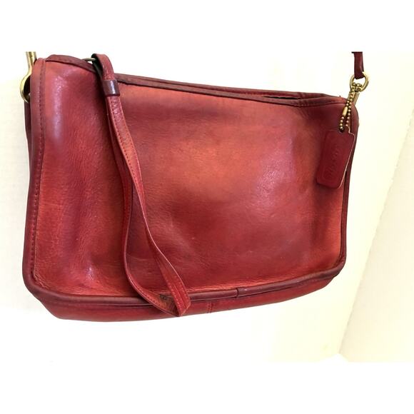 Vintage Red Leather Coach Crossbody Convertible Clutch Bag Brass Hardware - Picture 3 of 13